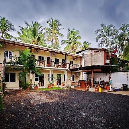 Dylan'S Surf Inn La Libertad Exterior foto